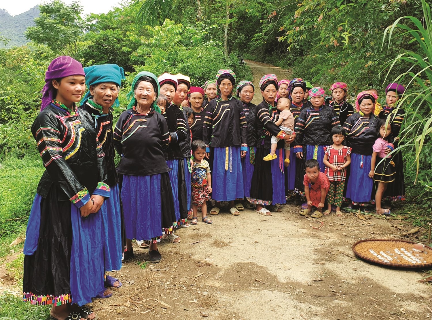 Lời thề giữ rừng của người Pu Péo | Báo Dân tộc và Phát triển